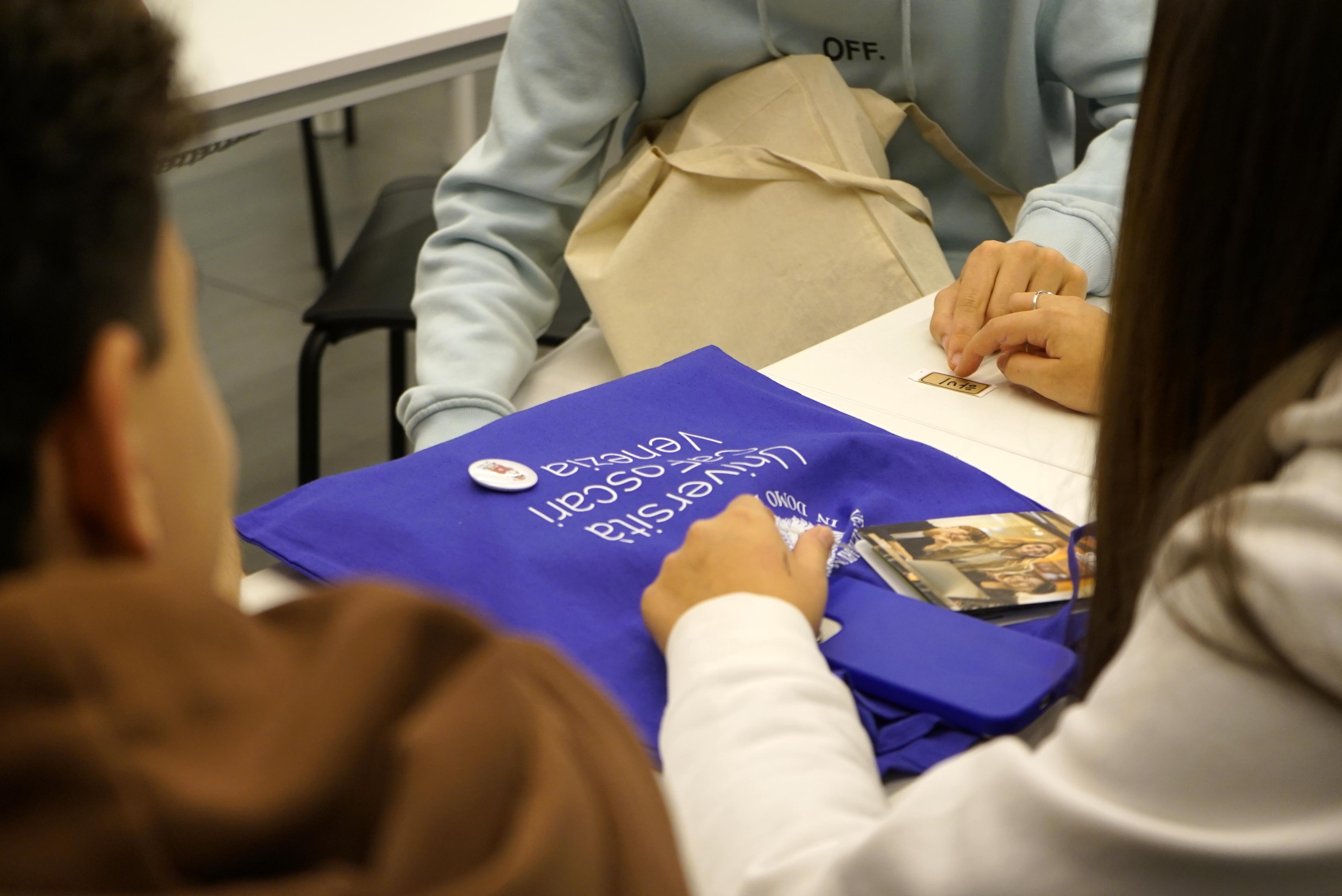 Photography from: 5 ventajas de realizar un intercambio universitario | CETT